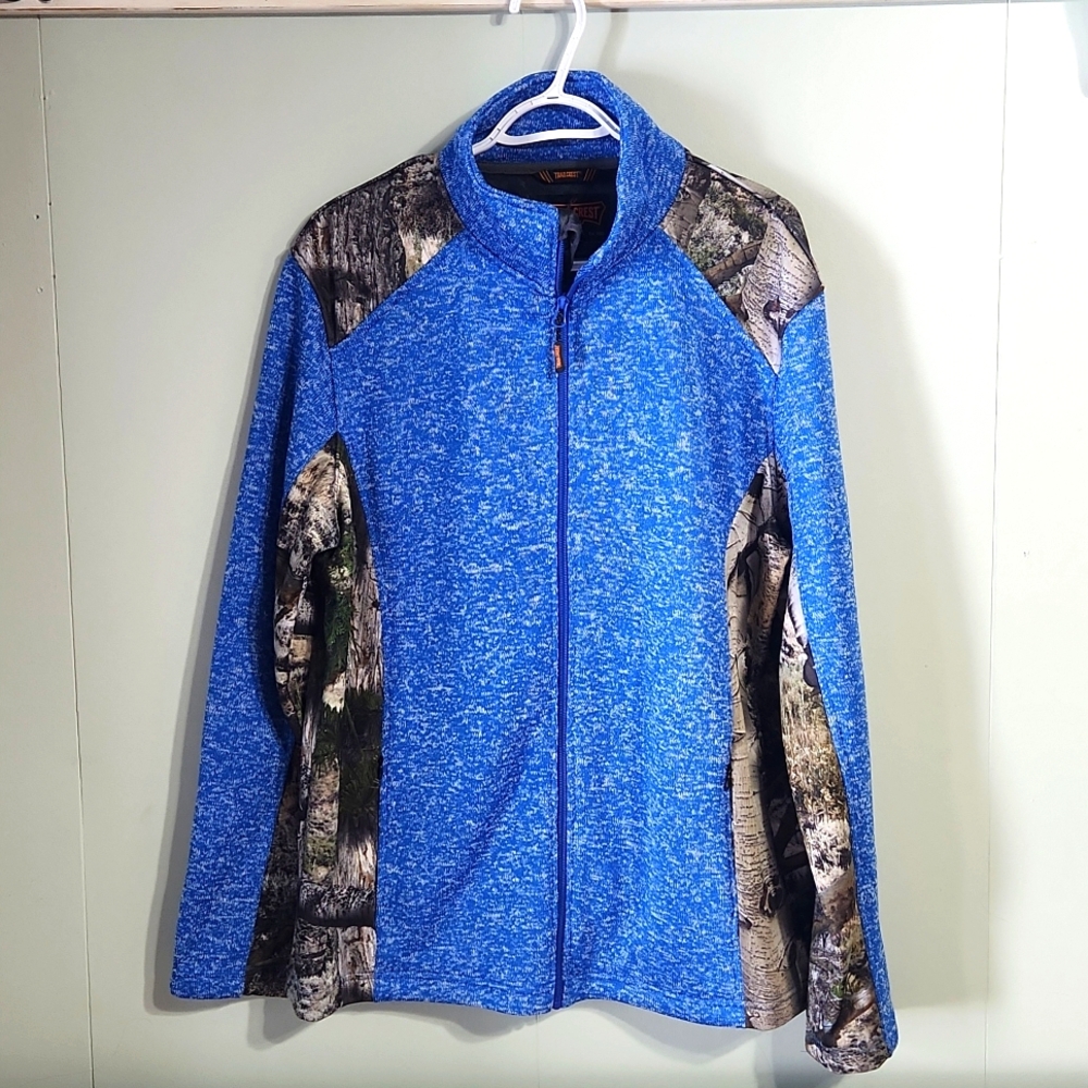 Blue and camo zipup